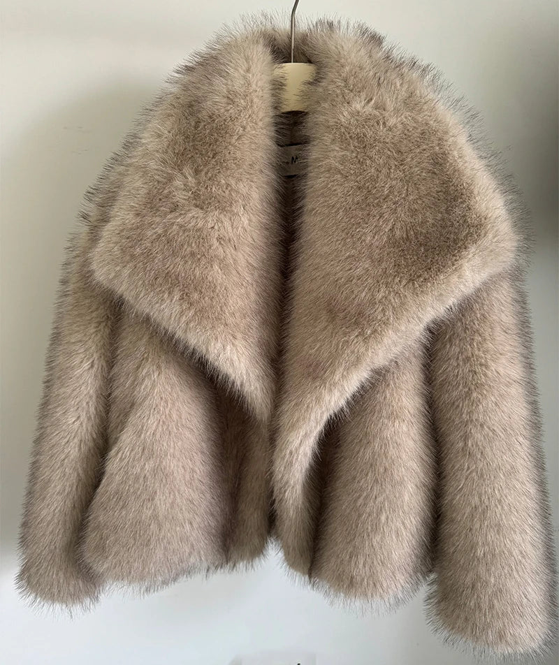 Neo Mint Luxe Faux Fur Jacket– Where Comfort Meets New Fashion!